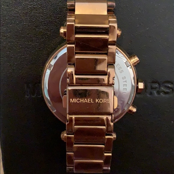 Authentic Michael Kors rose gold watch MK5491 main image 5